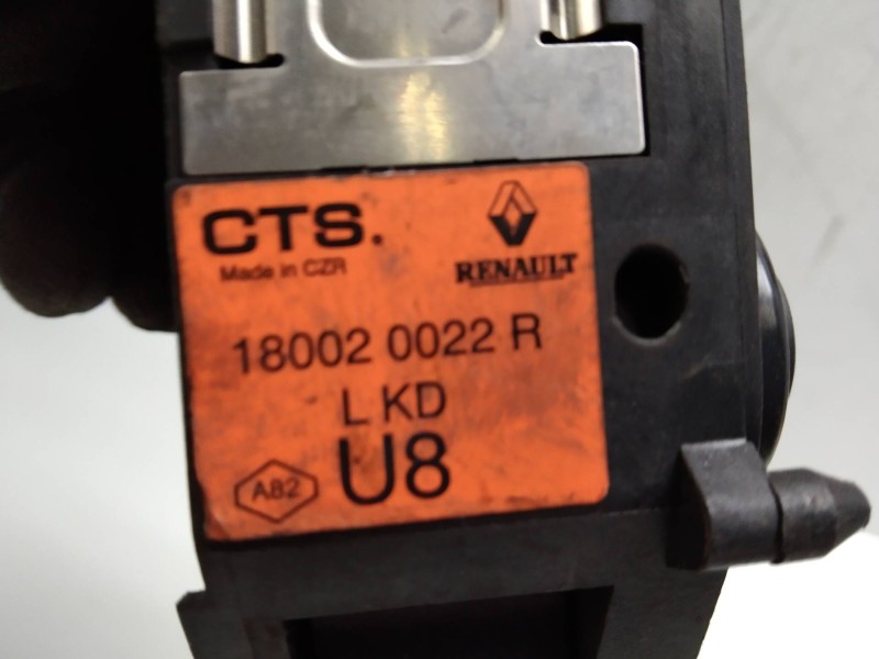 Recambio de potenciometro pedal para renault megane iii sport tourer 1.6 16v e85 (etanol) referencia OEM IAM 180020022R  