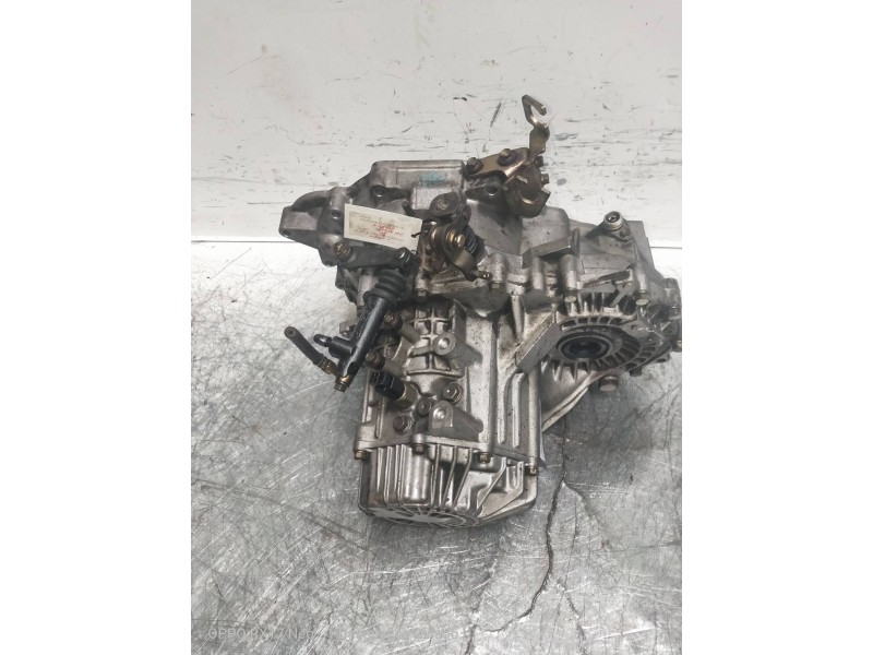 Recambio de caja cambios para hyundai lantra familiar (rd) 1.9 diesel cat referencia OEM IAM JW2073 515595 