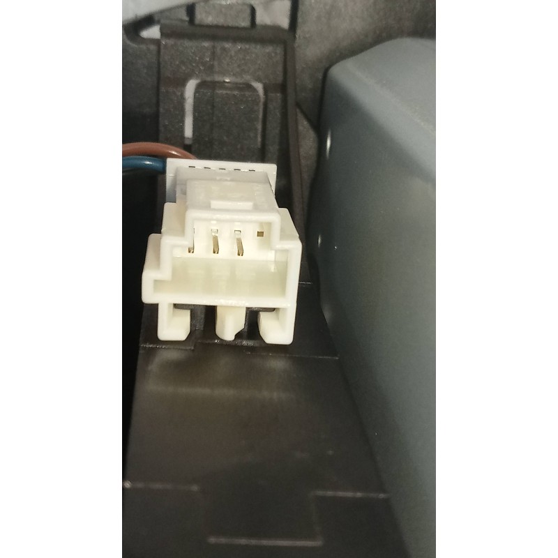 Recambio de pantalla multifuncion para mercedes clase c (w204) berlina c 200 cdi blueefficiency (204.001) referencia OEM IAM A20