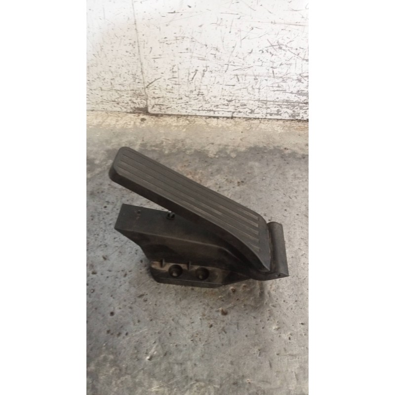 Recambio de potenciometro pedal para mercedes clase c (w204) berlina c 200 cdi blueefficiency (204.001) referencia OEM IAM A2043