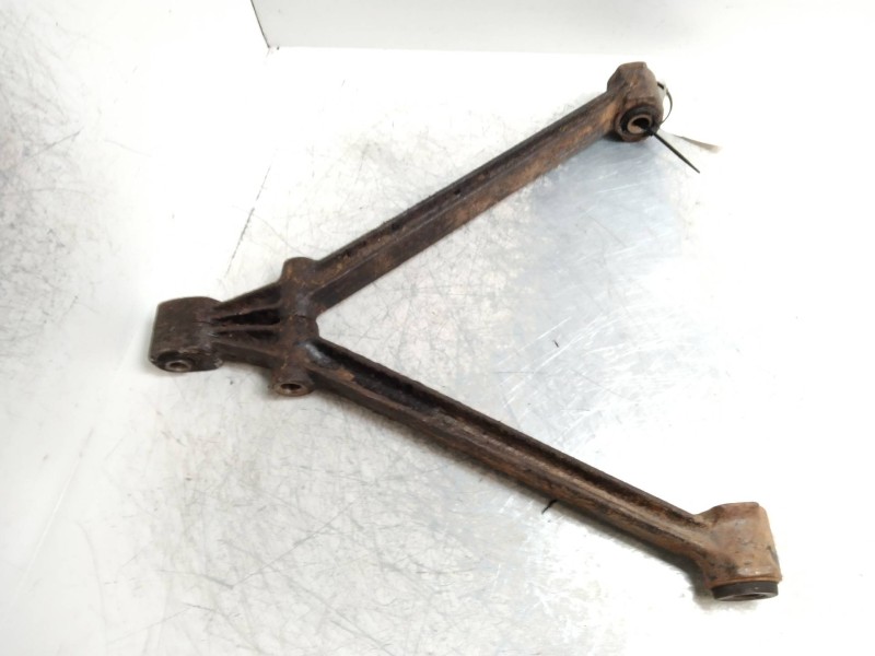 Recambio de brazo suspension inferior delantero derecho para mercedes n-1000 d referencia OEM IAM   