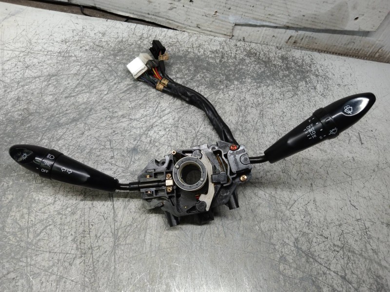 Recambio de mando luces para hyundai lantra berlina (rd) 1.9 d gls referencia OEM IAM   