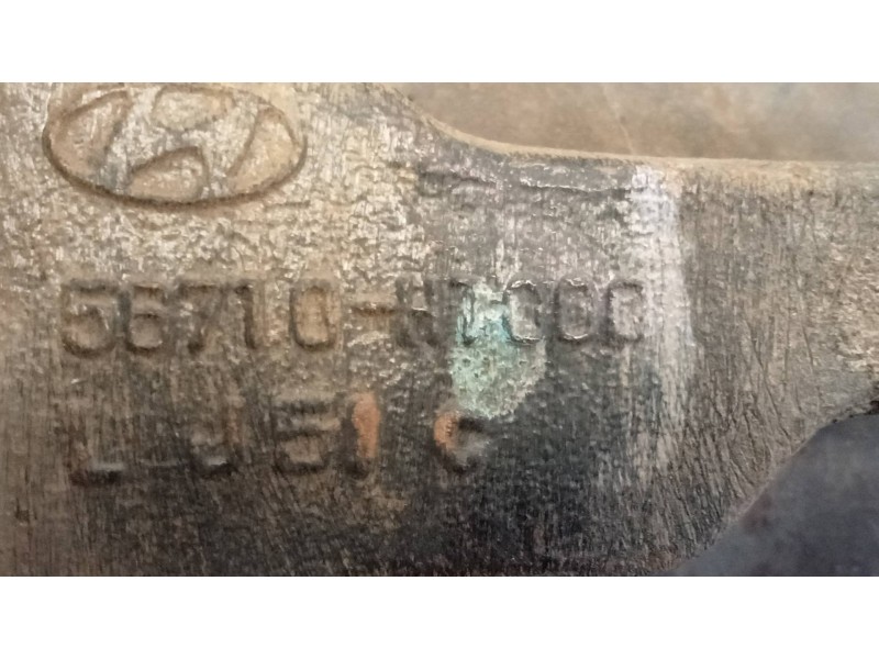 Recambio de mangueta delantera izquierda para hyundai terracan (hp) 2.9 crdi gl referencia OEM IAM 56710H1000  