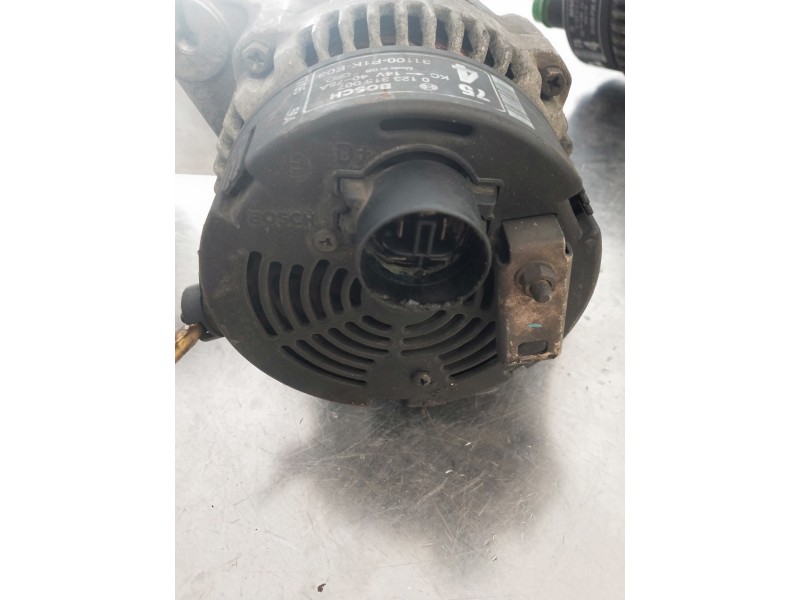 Recambio de alternador para honda civic coupe (ej6/8) referencia OEM IAM 0123315007 BOSCH 