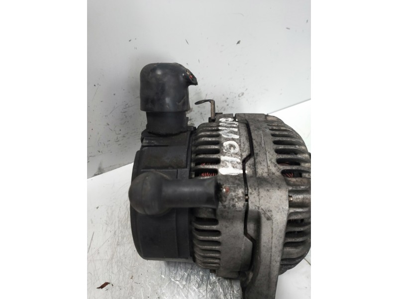 Recambio de alternador para honda accord berlina (cg7-9/ch1-7) 2.0i ls (cg9) referencia OEM IAM 0123115009 BOSCH 