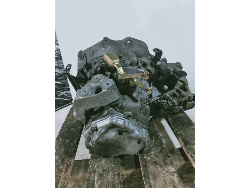 Recambio de caja cambios para opel vectra c berlina club referencia OEM IAM 13101871 GU13101871 S14721 V96265 5V