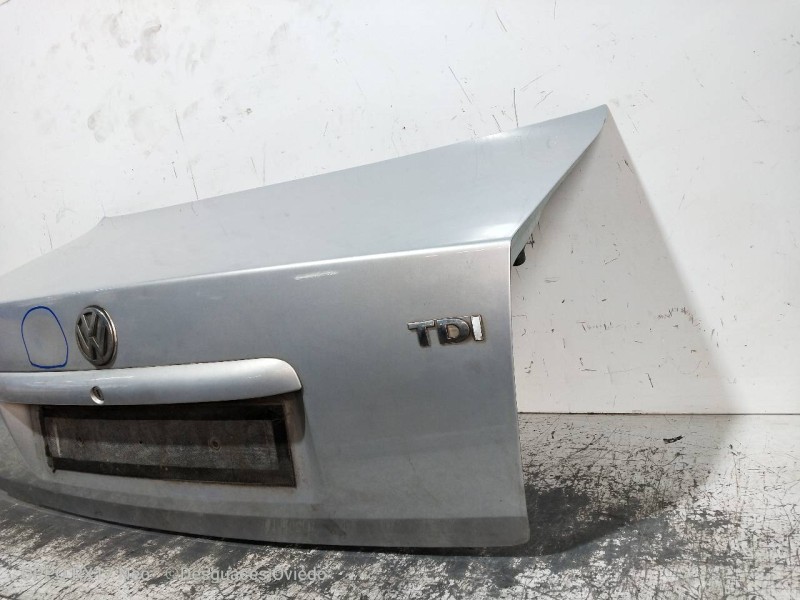 Recambio de tapa maletero para volkswagen passat berlina (3b2) highline referencia OEM IAM   