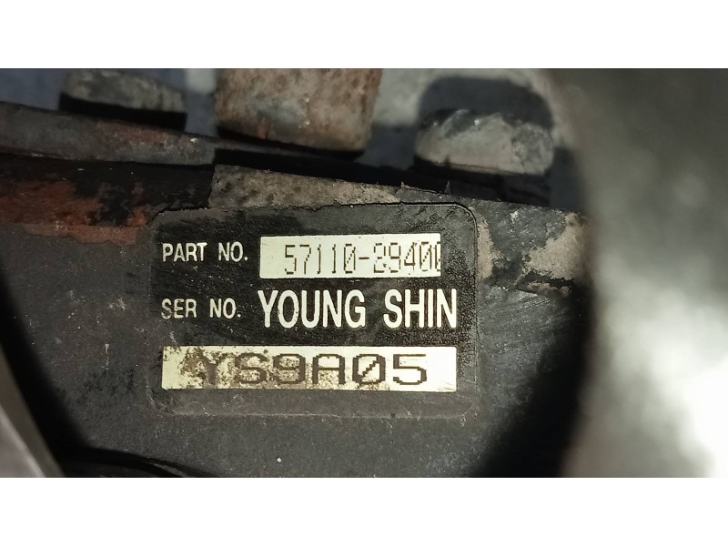 Recambio de bomba direccion para hyundai lantra berlina (rd) 1.9 d gls referencia OEM IAM 5711029400  