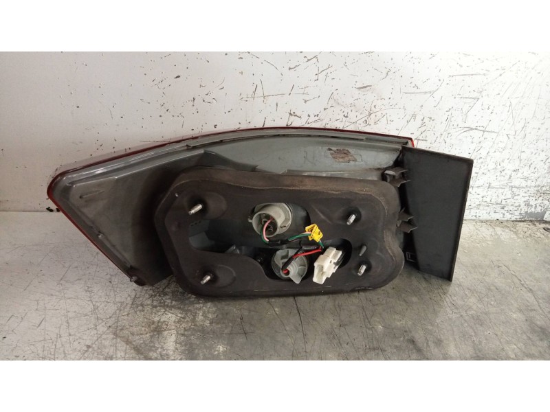 Recambio de piloto trasero derecho para hyundai sonata (nf) 2.0 crdi comfort i referencia OEM IAM   