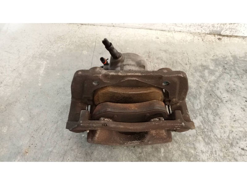 Recambio de pinza freno delantera derecha para mercedes clase c (w204) berlina c 200 cdi blueefficiency (204.001) referencia OEM