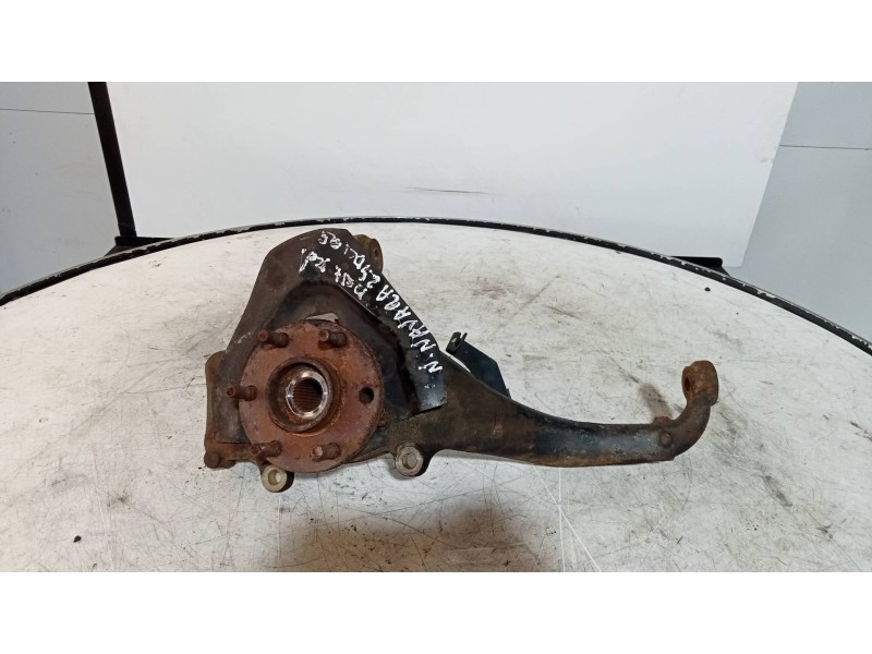 Recambio de mangueta delantera izquierda para nissan navara pick-up (d40m) doble cab se 4x4 referencia OEM IAM   