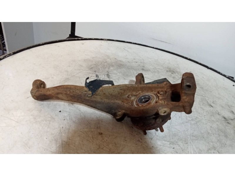 Recambio de mangueta delantera izquierda para nissan navara pick-up (d40m) doble cab se 4x4 referencia OEM IAM   