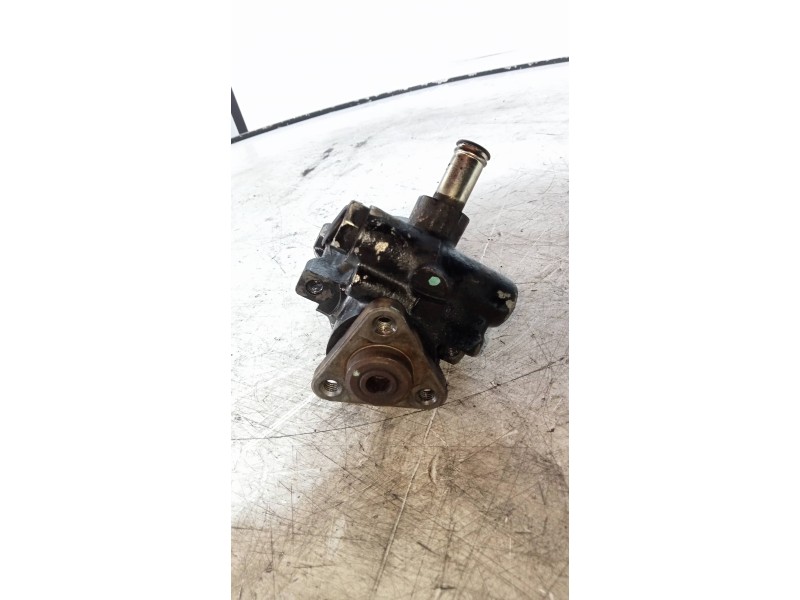 Recambio de bomba direccion para ford sierra berlina clx referencia OEM IAM   