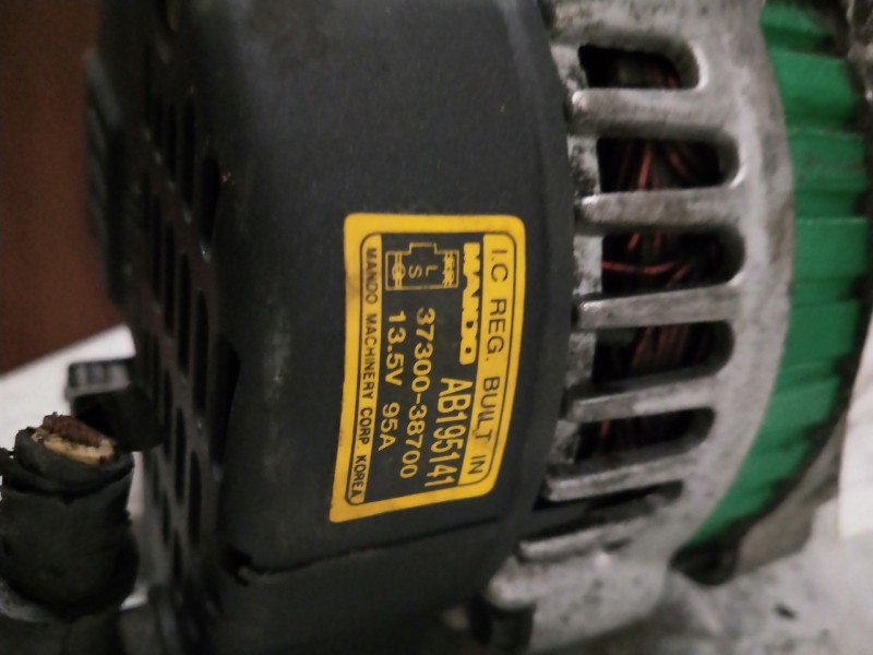 Recambio de alternador para hyundai trajet (fo) 2.0 gls referencia OEM IAM 3730038700   Recambio de alternador para hyundai trajet (fo) 2.0 gls referencia OEM IAM 3730038700