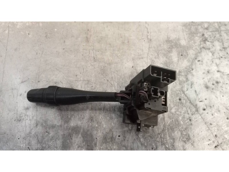 Recambio de mando limpia para nissan terrano/terrano.ii (r20) avenue referencia OEM IAM    Recambio de mando limpia para nissan terrano/terrano.ii (r20) avenue referencia OEM IAM