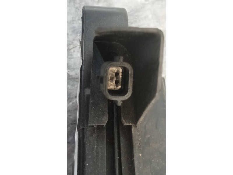 Recambio de motor cierre centralizado trasero izquierdo para dacia sandero stepway referencia OEM IAM   