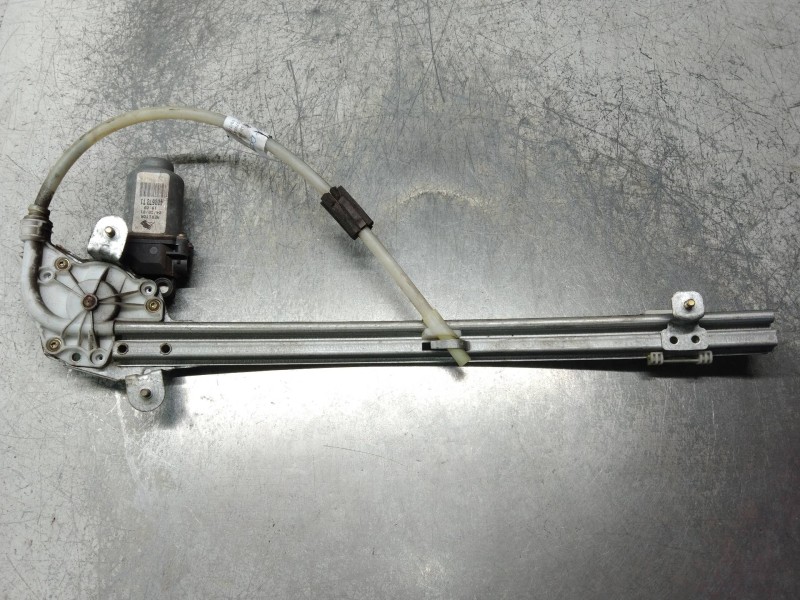 Recambio de elevalunas trasero derecho para renault laguna ii (bg0) dynamique referencia OEM IAM 400670T1  5P