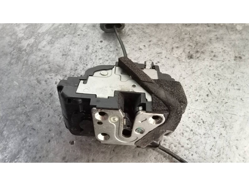 Recambio de motor cierre centralizado delantero derecho para renault koleos expression referencia OEM IAM   