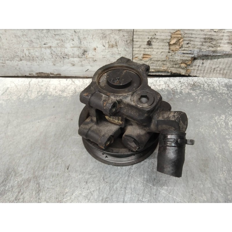 Recambio de bomba direccion para ford transit mod. 2000 combi ft 330 2.4 largo referencia OEM IAM   