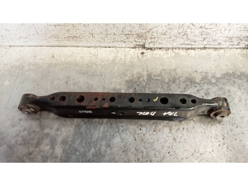 Recambio de brazo suspension superior trasero derecho para renault koleos expression referencia OEM IAM   