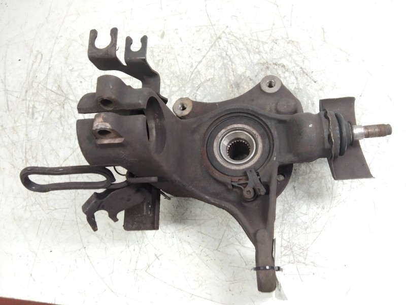 Recambio de mangueta delantera izquierda para citroen c5 berlina 3.0 v6 exclusive automático referencia OEM IAM   