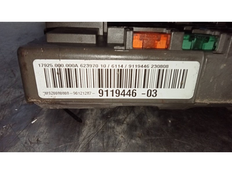 Recambio de caja reles / fusibles para bmw serie 1 berlina (e81/e87) 118d referencia OEM IAM 6135918753901 9119446 