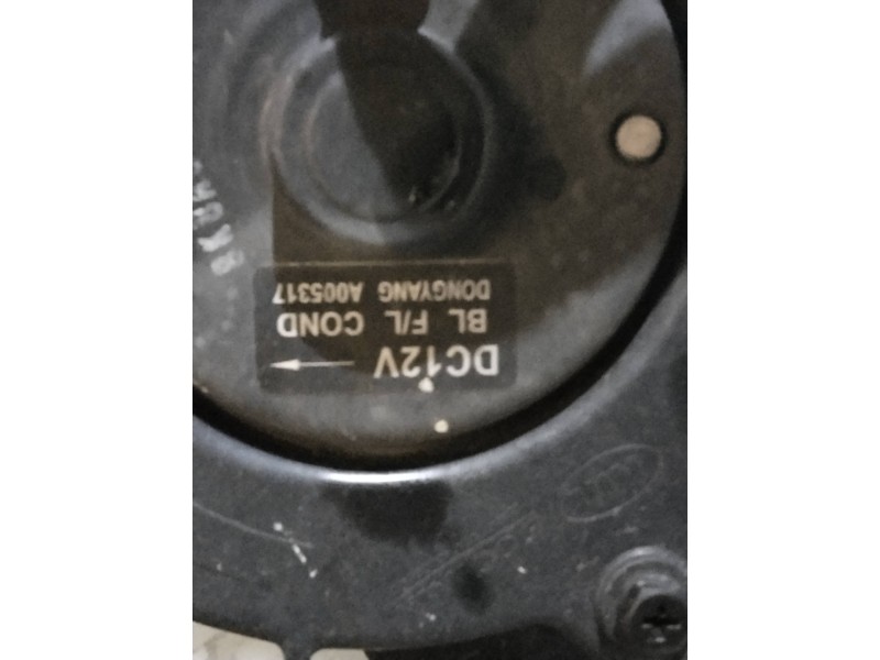Recambio de electroventilador para kia sorento 2.5 crdi referencia OEM IAM A005317  