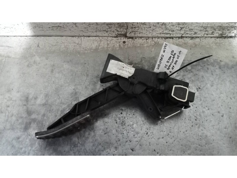 Recambio de potenciometro pedal para mercedes clase b (w245) 2.0 cdi cat referencia OEM IAM A1693000504  