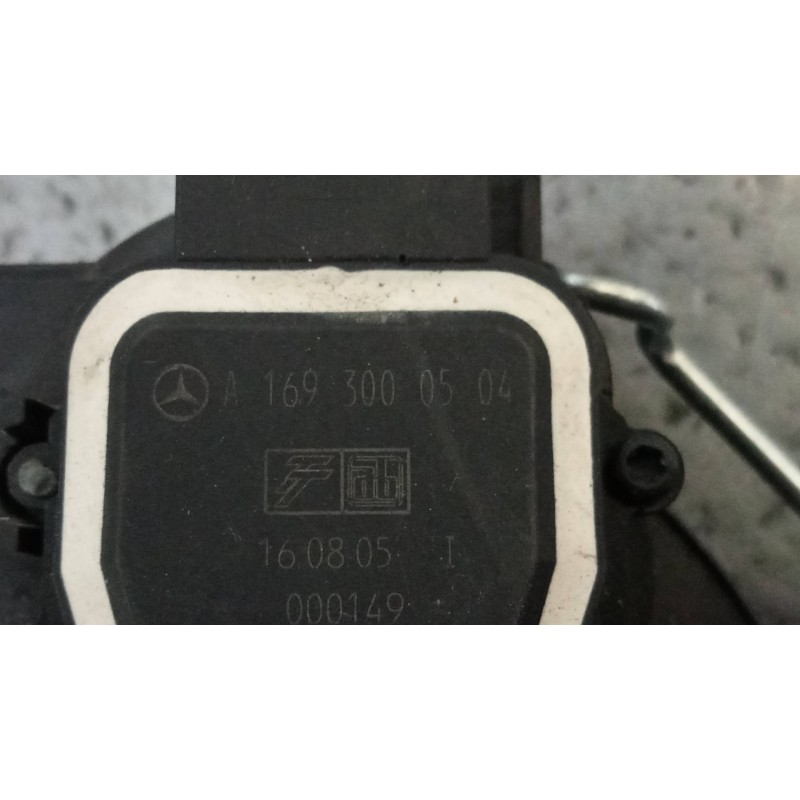 Recambio de potenciometro pedal para mercedes clase b (w245) 2.0 cdi cat referencia OEM IAM A1693000504  