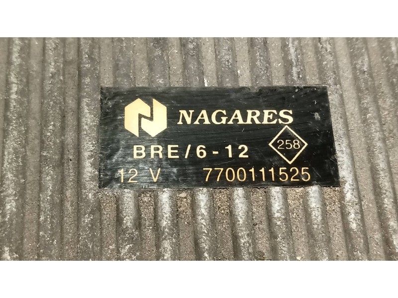 Recambio de caja precalentamiento para renault laguna (b56) 1.9 dti diesel cat referencia OEM IAM 7700111525  