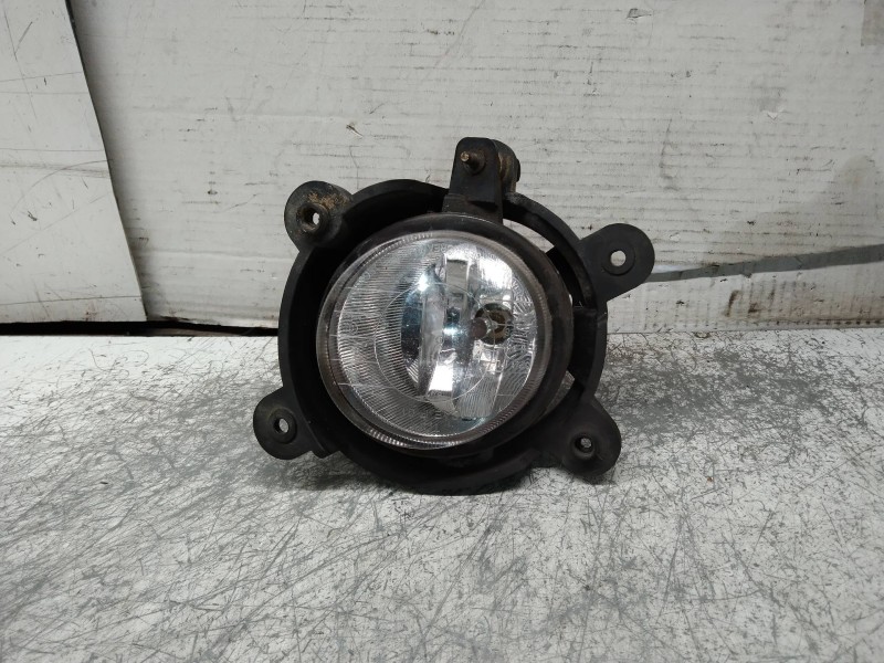 Recambio de faro antiniebla derecho para kia sorento 2.5 crdi referencia OEM IAM   