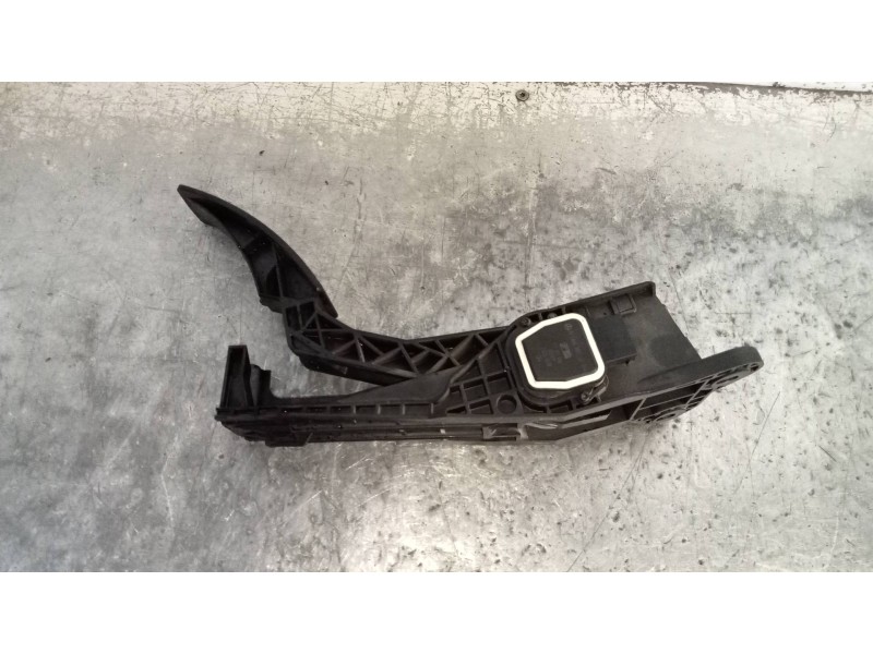 Recambio de potenciometro pedal para mercedes clase r (w251) 320 cdi (251.022) referencia OEM IAM A1643000004  