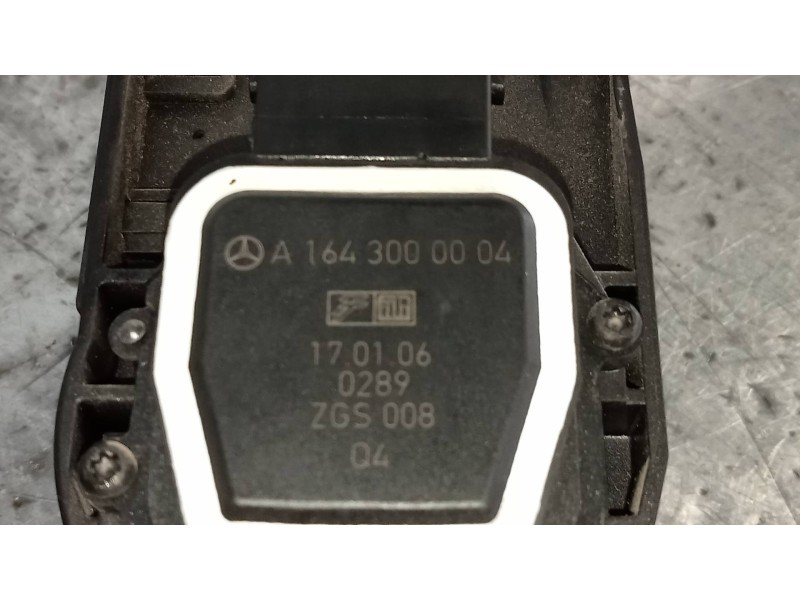 Recambio de potenciometro pedal para mercedes clase r (w251) 320 cdi (251.022) referencia OEM IAM A1643000004  