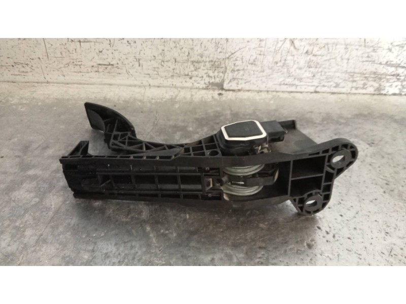 Recambio de potenciometro pedal para mercedes clase r (w251) 320 cdi (251.022) referencia OEM IAM A1643000004  