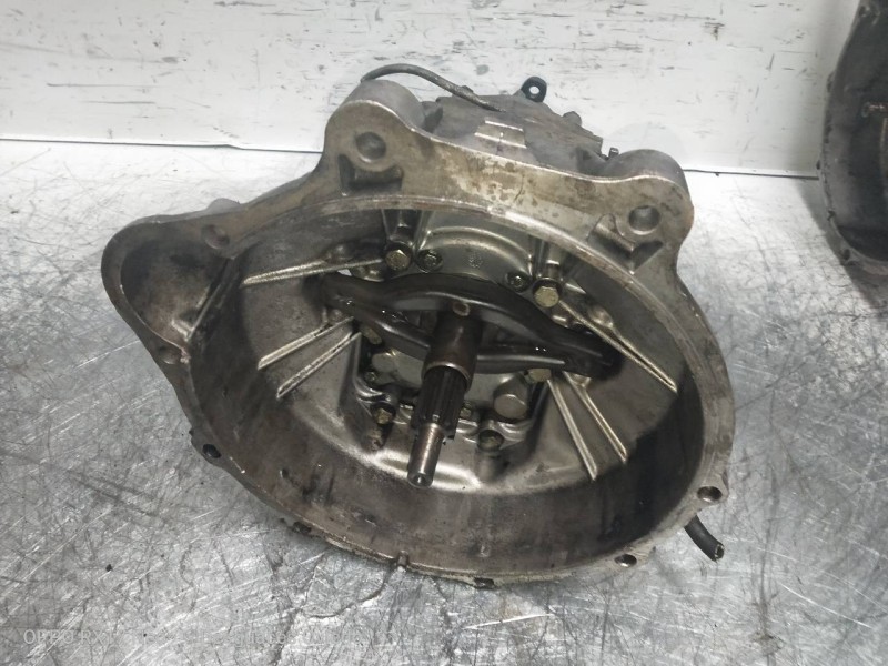 Recambio de caja cambios para mercedes clase e (w114/w115) berlina 200 d referencia OEM IAM 805958   Recambio de caja cambios para mercedes clase e (w114/w115) berlina 200 d referencia OEM IAM 805958