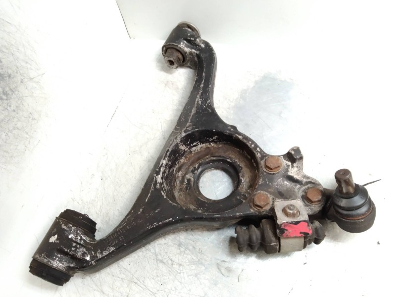 Recambio de brazo suspension inferior delantero izquierdo para mercedes clase e (w124) berlina 3.0 turbodiesel cat referencia OE