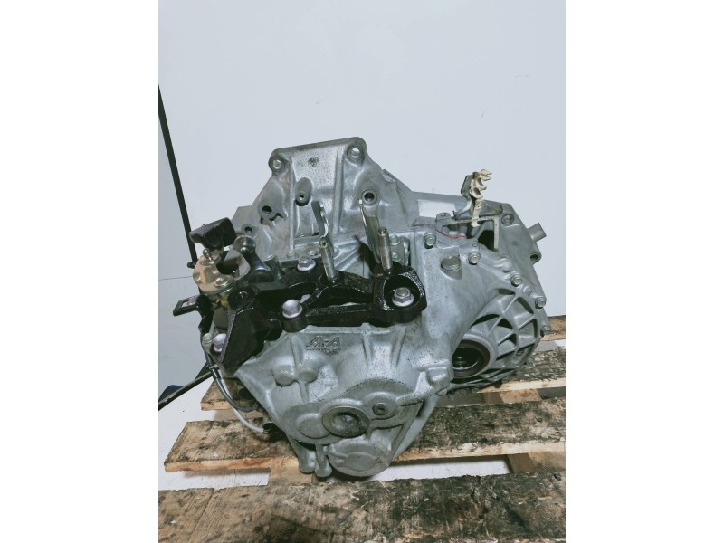 Recambio de caja cambios para mazda cx-7 (er) active referencia OEM IAM A0700974  