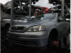 opel astra g berlina del año 2001
