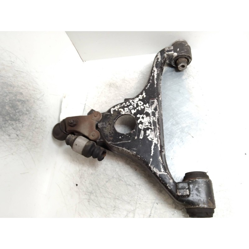 Recambio de brazo suspension inferior delantero izquierdo para mercedes clase e (w124) berlina 3.0 turbodiesel cat referencia OE