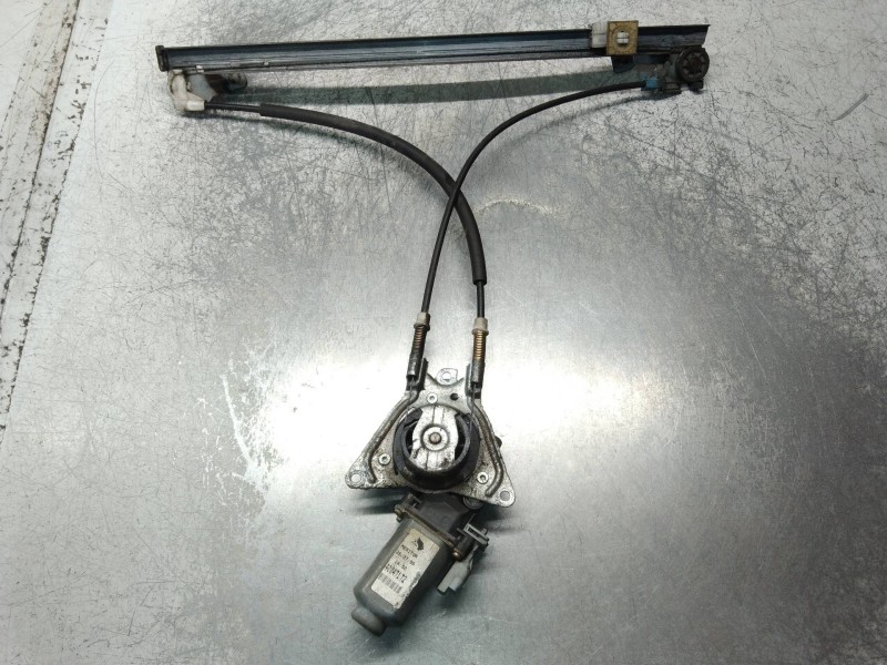 Recambio de elevalunas delantero izquierdo para citroen saxo 1.5 diesel referencia OEM IAM 400471T2  5P