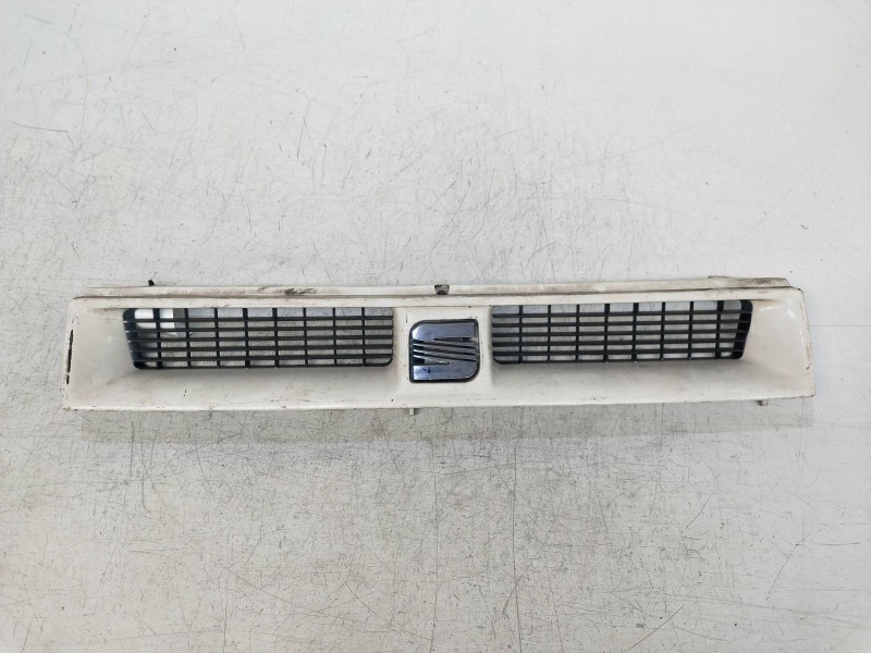 Recambio de rejilla delantera para seat toledo (1l) 1.8 cat (rp) referencia OEM IAM   