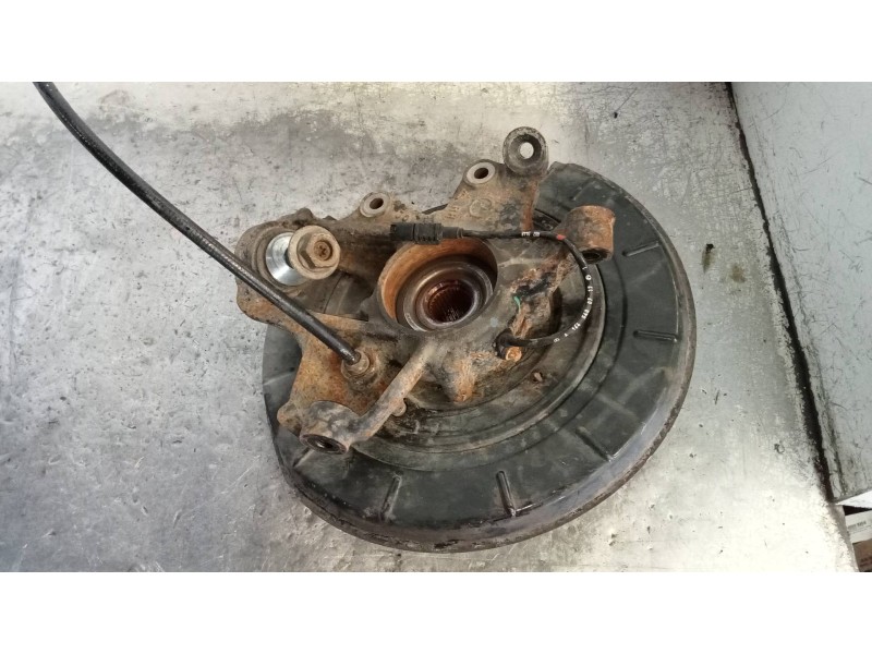 Recambio de mangueta trasera derecha para mercedes clase r (w251) 320 cdi (251.022) referencia OEM IAM   