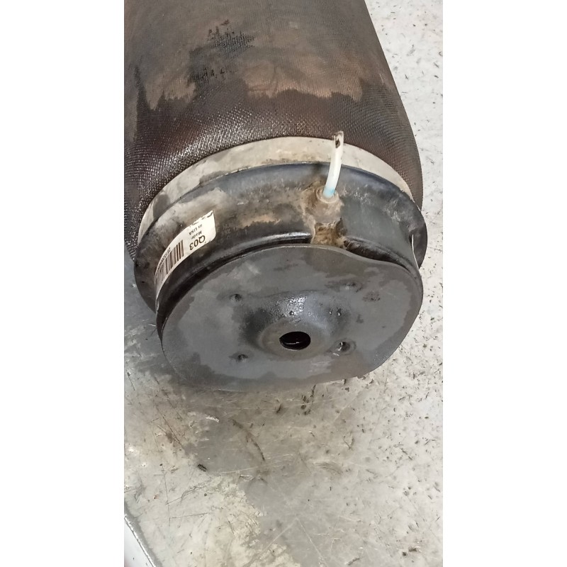 Recambio de muelle amortiguacion para mercedes clase r (w251) 320 cdi (251.022) referencia OEM IAM 15140006713 A2513200425 