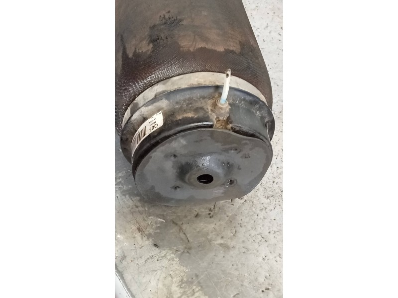 Recambio de muelle amortiguacion para mercedes clase r (w251) 320 cdi (251.022) referencia OEM IAM 15140006713 A2513200425 