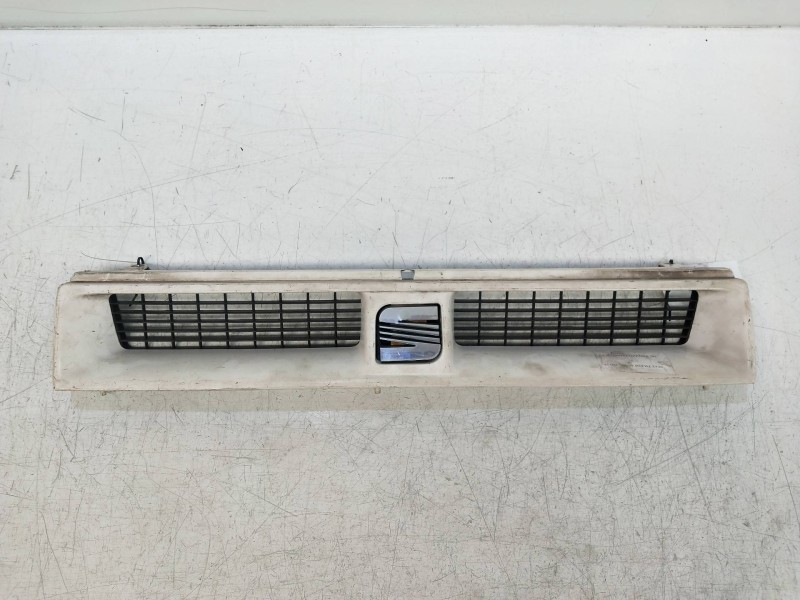 Recambio de rejilla delantera para seat toledo (1l) 1.9 diesel (1y) referencia OEM IAM   