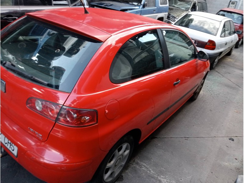 seat ibiza (6l1) del año 2003