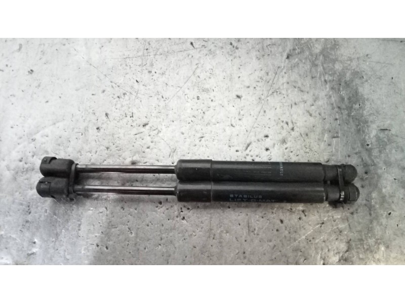 Recambio de amortiguadores capo para renault scenic iii grand dynamique referencia OEM IAM 654700008R  
