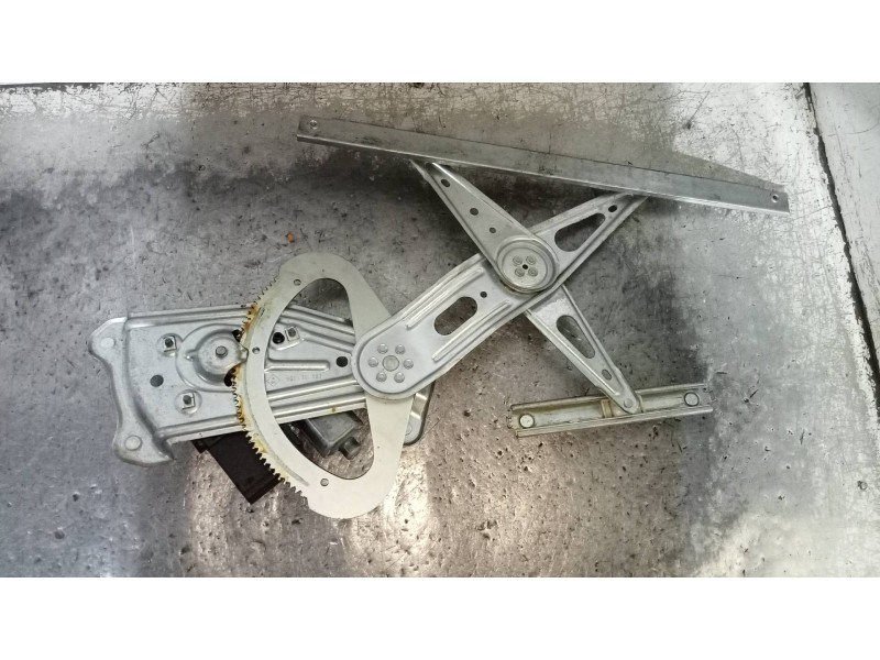 Recambio de elevalunas trasero izquierdo para renault scenic iii grand dynamique referencia OEM IAM 827310166R  