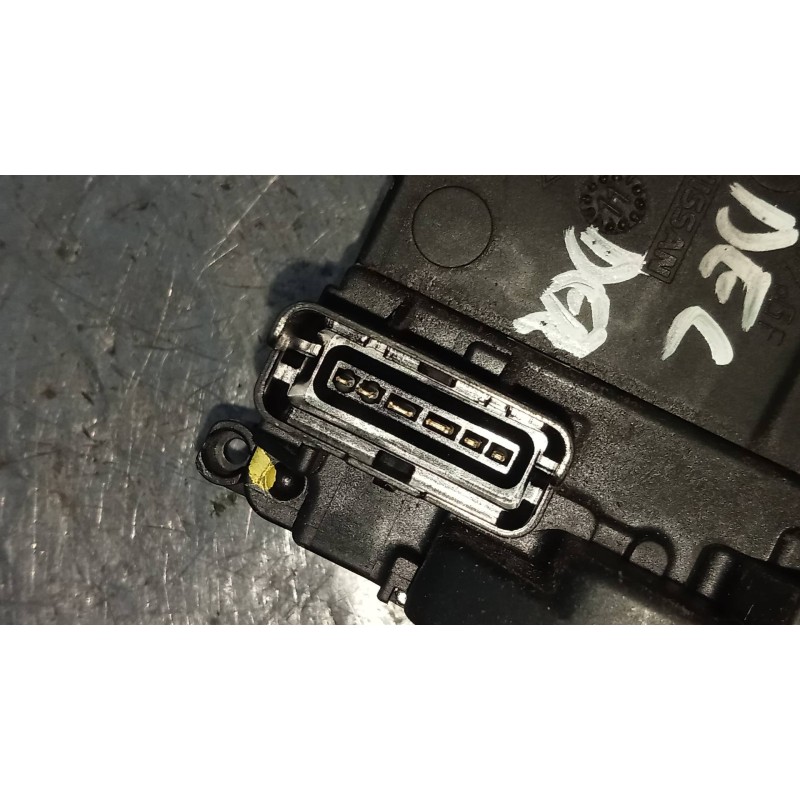 Recambio de motor cierre centralizado trasero derecho para renault scenic iii grand dynamique referencia OEM IAM 825020033R  