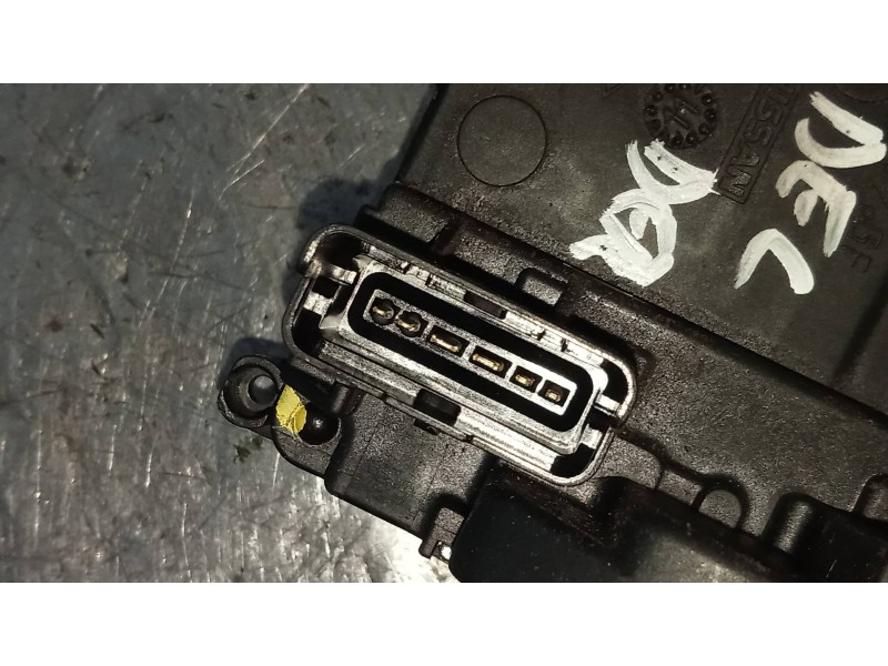 Recambio de motor cierre centralizado trasero derecho para renault scenic iii grand dynamique referencia OEM IAM 825020033R  